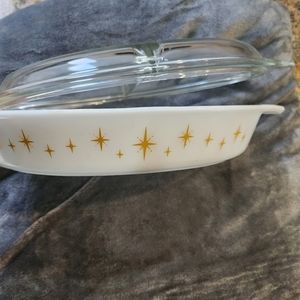 Vintage pyrex dish
